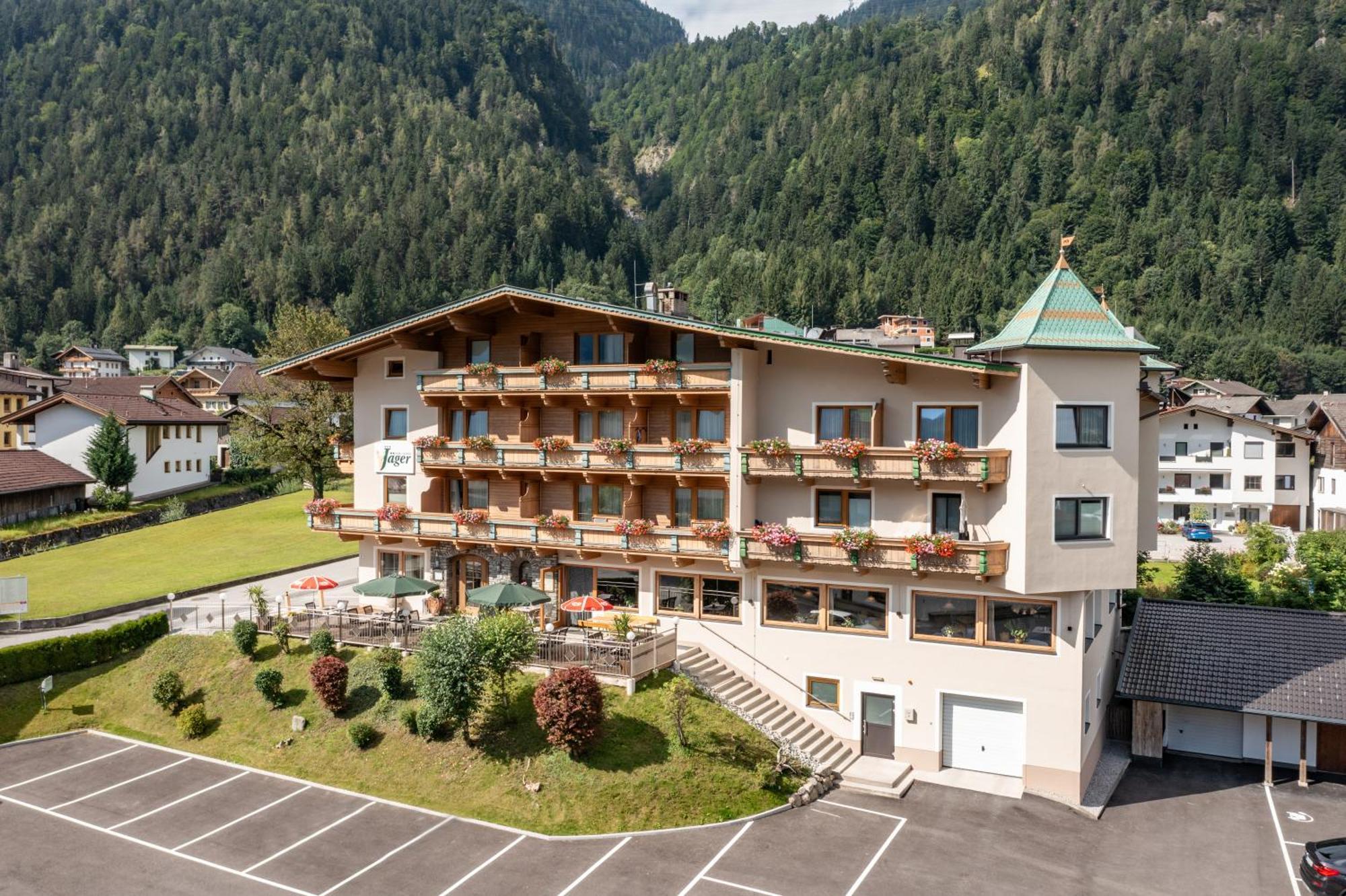 Hotel Gasthof Jaeger Zillertal Schlitters Exterior photo