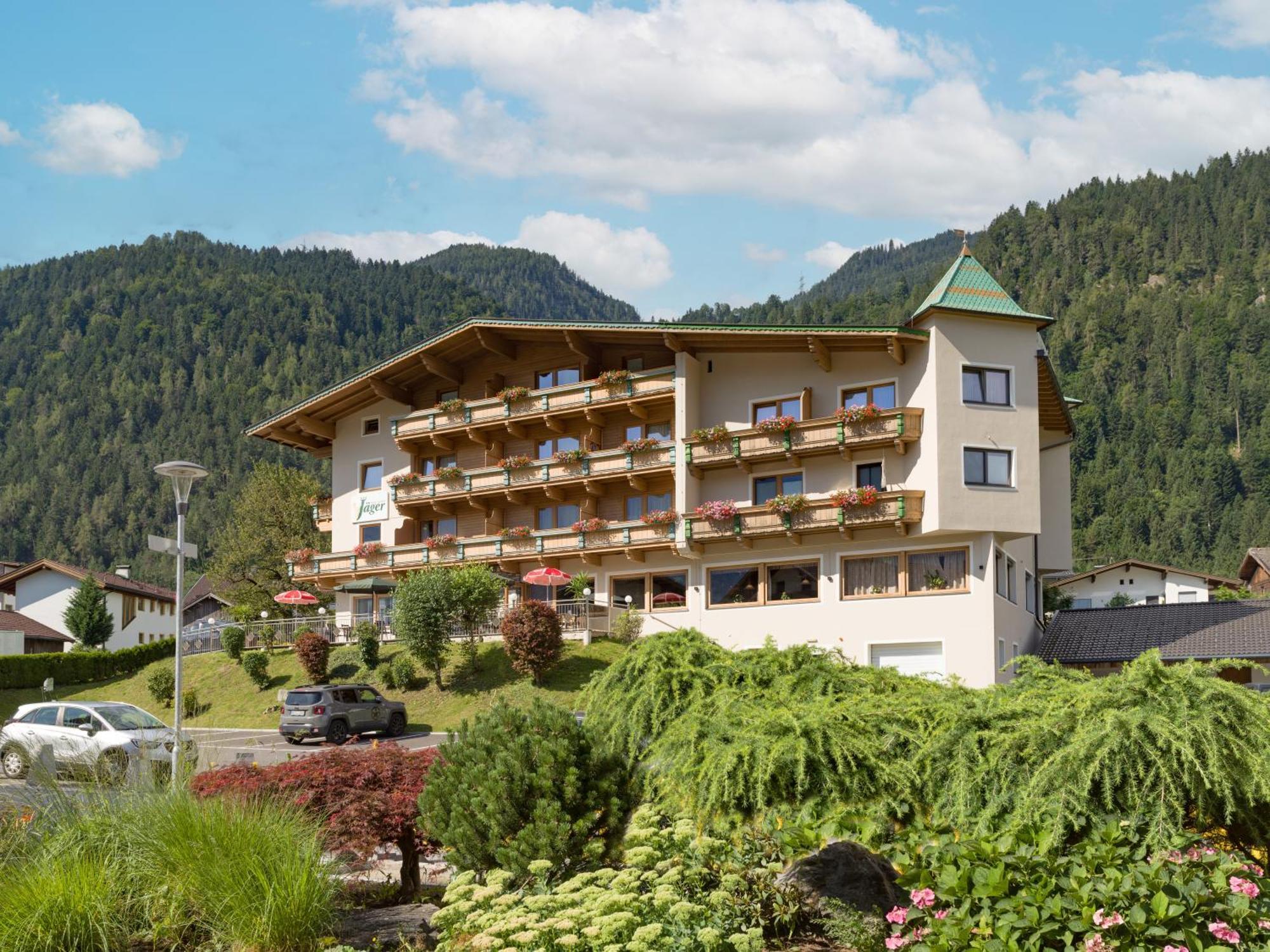 Hotel Gasthof Jaeger Zillertal Schlitters Exterior photo
