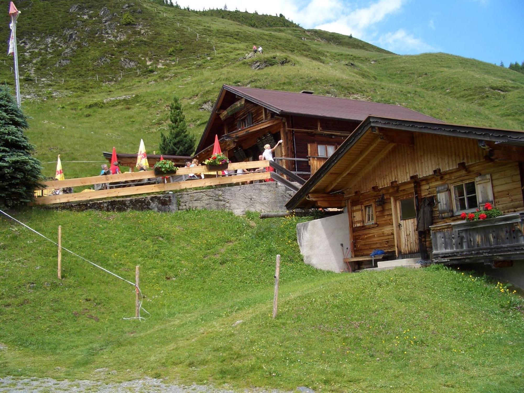 Hotel Gasthof Jaeger Zillertal Schlitters Exterior photo