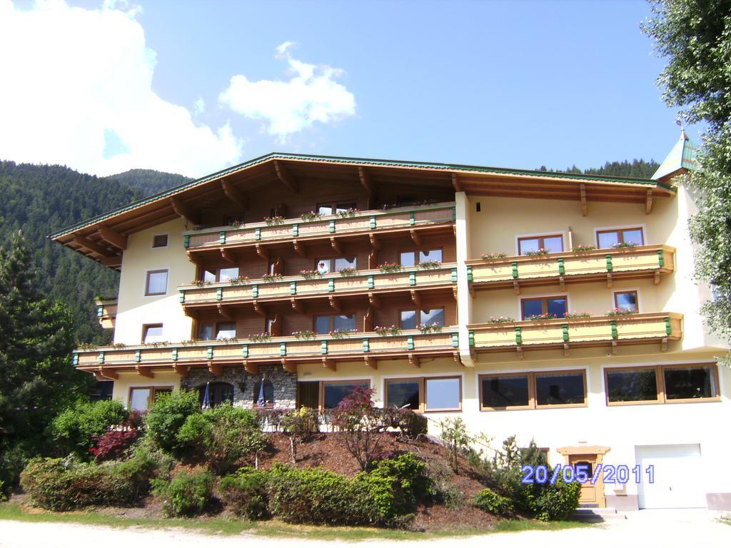 Hotel Gasthof Jaeger Zillertal Schlitters Exterior photo