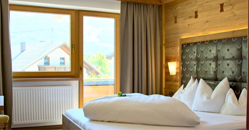 Hotel Gasthof Jaeger Zillertal Schlitters Exterior photo
