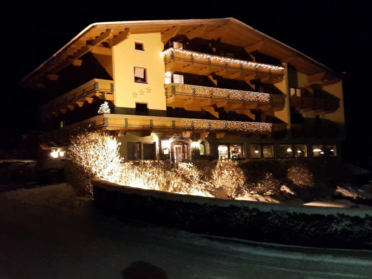 Hotel Gasthof Jaeger Zillertal Schlitters Exterior photo