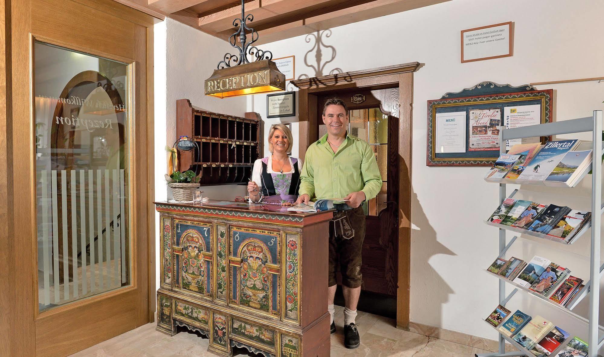 Hotel Gasthof Jaeger Zillertal Schlitters Exterior photo